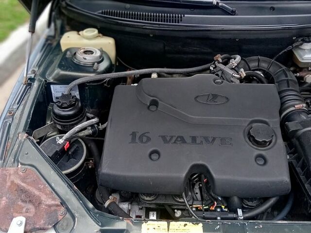 Зеленый ВАЗ 2111, объемом двигателя 1.6 л и пробегом 255 тыс. км за 2300 $, фото 2 на Automoto.ua