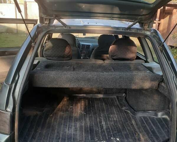 Зеленый ВАЗ 2111, объемом двигателя 1.6 л и пробегом 500 тыс. км за 1100 $, фото 2 на Automoto.ua