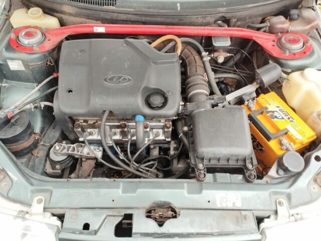 Зеленый ВАЗ 2111, объемом двигателя 1.6 л и пробегом 323 тыс. км за 1000 $, фото 3 на Automoto.ua