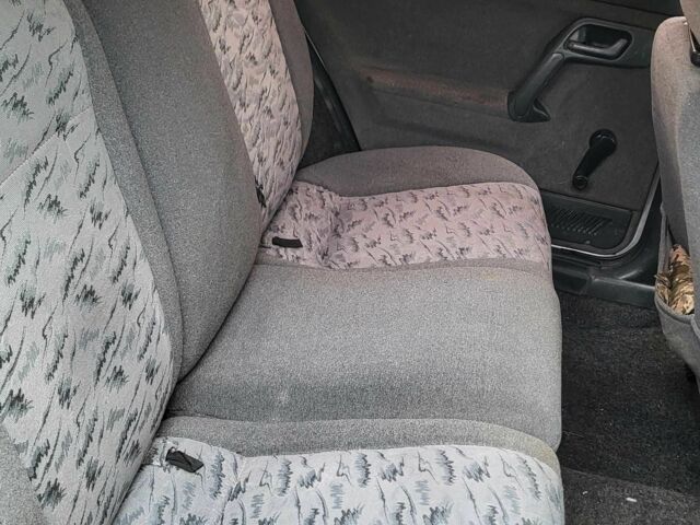 Зеленый ВАЗ 2111, объемом двигателя 1.6 л и пробегом 350 тыс. км за 1200 $, фото 7 на Automoto.ua