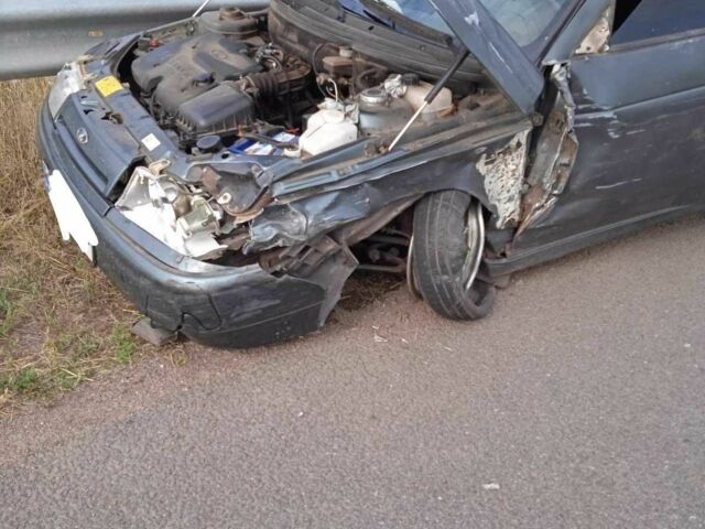 Зелений ВАЗ 2111, об'ємом двигуна 1.6 л та пробігом 226 тис. км за 596 $, фото 2 на Automoto.ua