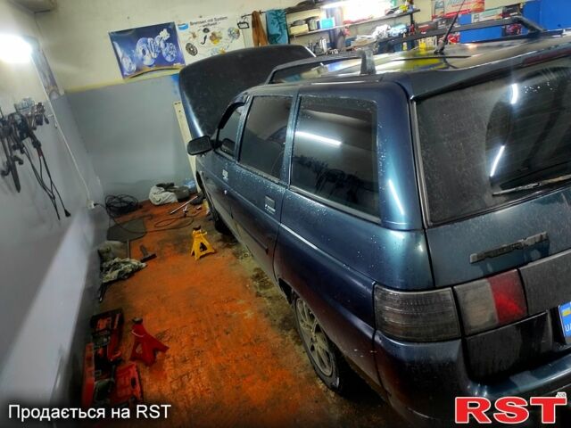 Зеленый ВАЗ 2111, объемом двигателя 1.6 л и пробегом 200 тыс. км за 1800 $, фото 3 на Automoto.ua