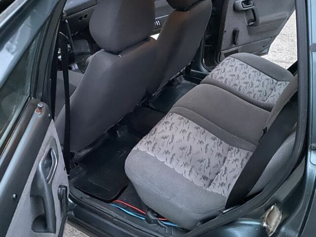 Зеленый ВАЗ 2111, объемом двигателя 1.6 л и пробегом 186 тыс. км за 2200 $, фото 6 на Automoto.ua