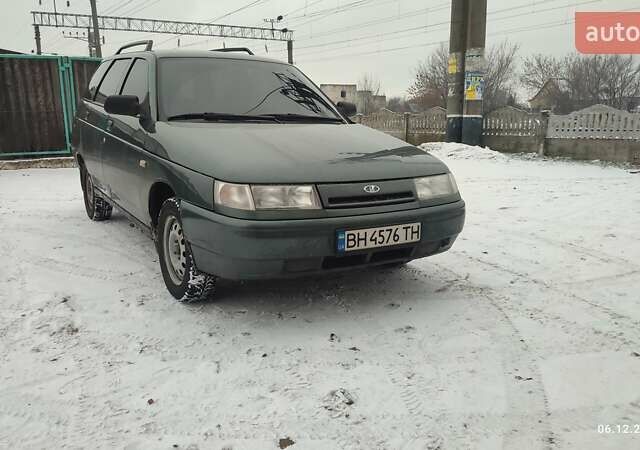 Зеленый ВАЗ 2111, объемом двигателя 1.6 л и пробегом 100 тыс. км за 3500 $, фото 2 на Automoto.ua