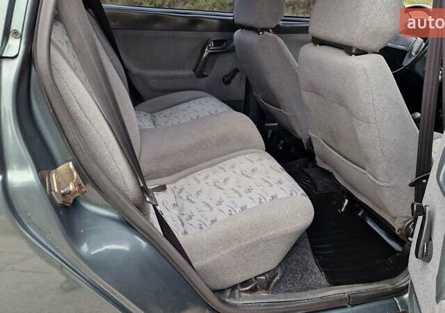 Зелений ВАЗ 2111, об'ємом двигуна 1.6 л та пробігом 134 тис. км за 2350 $, фото 18 на Automoto.ua