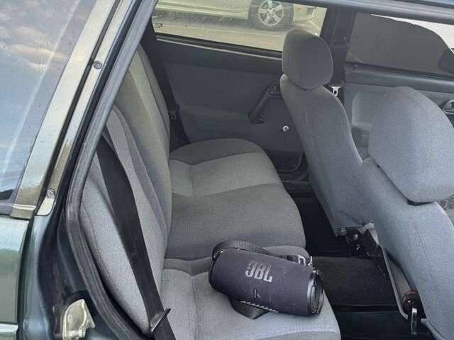 Зеленый ВАЗ 2111, объемом двигателя 1.6 л и пробегом 249 тыс. км за 1200 $, фото 8 на Automoto.ua