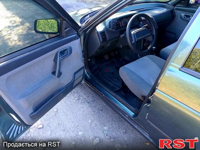 Зелений ВАЗ 2111, об'ємом двигуна 1.6 л та пробігом 205 тис. км за 3000 $, фото 5 на Automoto.ua