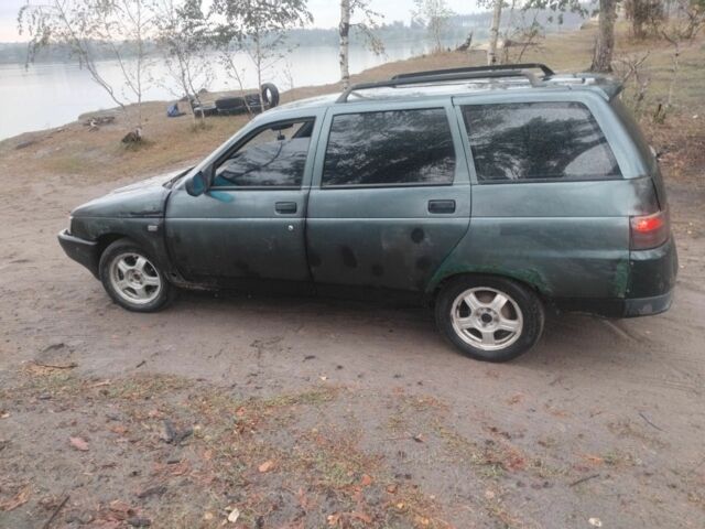 Зеленый ВАЗ 2111, объемом двигателя 1.6 л и пробегом 270 тыс. км за 500 $, фото 4 на Automoto.ua