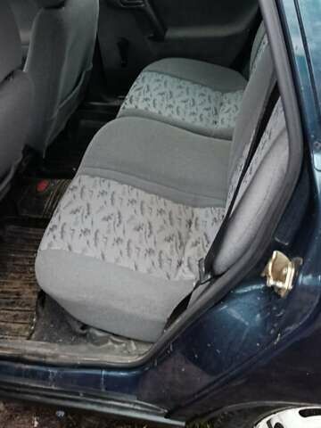 Зеленый ВАЗ 2111, объемом двигателя 1.6 л и пробегом 106 тыс. км за 2500 $, фото 5 на Automoto.ua