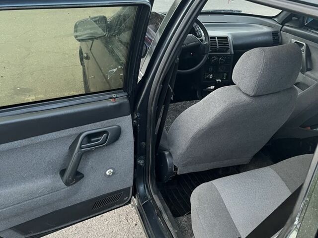 Зеленый ВАЗ 2111, объемом двигателя 1.6 л и пробегом 249 тыс. км за 1200 $, фото 11 на Automoto.ua