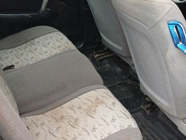 Зеленый ВАЗ 2111, объемом двигателя 1.6 л и пробегом 248 тыс. км за 900 $, фото 2 на Automoto.ua