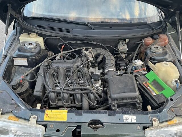 Зеленый ВАЗ 2111, объемом двигателя 1.6 л и пробегом 249 тыс. км за 1200 $, фото 14 на Automoto.ua