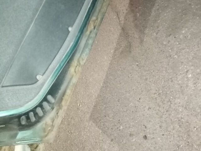 Зелений ВАЗ 2111, об'ємом двигуна 1.6 л та пробігом 389 тис. км за 1500 $, фото 12 на Automoto.ua