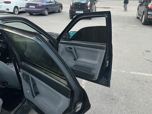 Зеленый ВАЗ 2111, объемом двигателя 1.6 л и пробегом 249 тыс. км за 1200 $, фото 9 на Automoto.ua