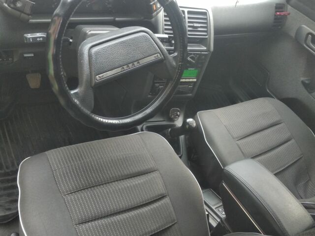 Зеленый ВАЗ 2111, объемом двигателя 1.6 л и пробегом 270 тыс. км за 2390 $, фото 7 на Automoto.ua