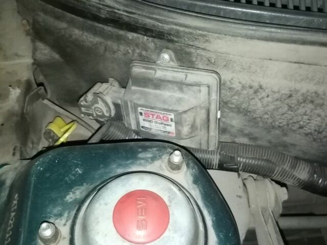 Зелений ВАЗ 2111, об'ємом двигуна 1.6 л та пробігом 389 тис. км за 1500 $, фото 10 на Automoto.ua