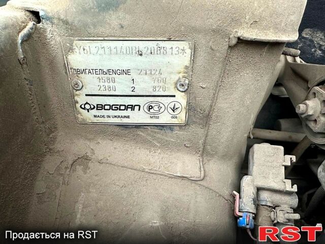 Зеленый ВАЗ 2111, объемом двигателя 16 л и пробегом 160 тыс. км за 3150 $, фото 8 на Automoto.ua