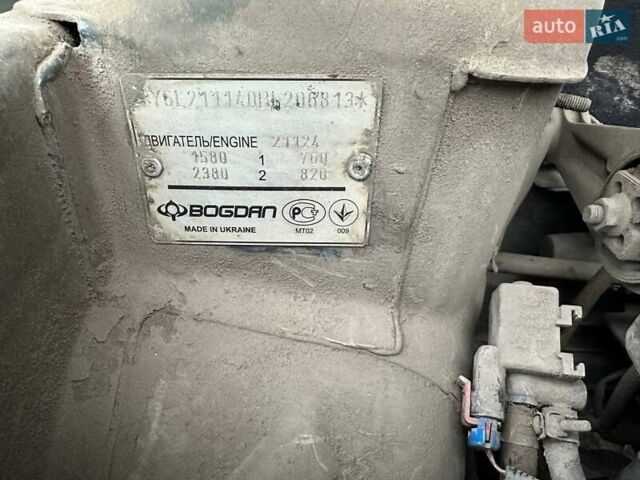 Зеленый ВАЗ 2111, объемом двигателя 1.6 л и пробегом 160 тыс. км за 2860 $, фото 12 на Automoto.ua