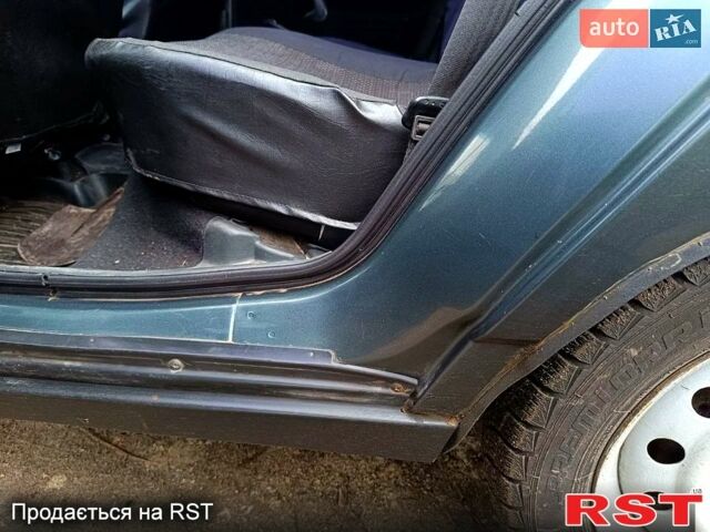 Зеленый ВАЗ 2111, объемом двигателя 1.6 л и пробегом 77 тыс. км за 3000 $, фото 5 на Automoto.ua