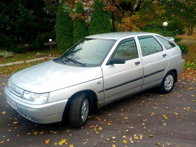 Білий ВАЗ 2112, об'ємом двигуна 1.5 л та пробігом 38 тис. км за 3150 $, фото 2 на Automoto.ua