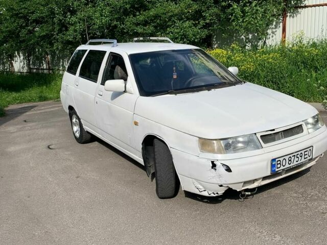 Белый ВАЗ 2112, объемом двигателя 1.6 л и пробегом 200 тыс. км за 850 $, фото 1 на Automoto.ua