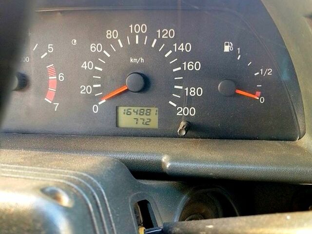 Бежевий ВАЗ 2112, об'ємом двигуна 1.6 л та пробігом 164 тис. км за 2600 $, фото 3 на Automoto.ua