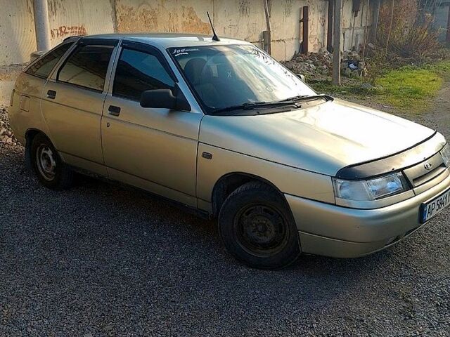 Бежевий ВАЗ 2112, об'ємом двигуна 1.6 л та пробігом 164 тис. км за 2600 $, фото 1 на Automoto.ua