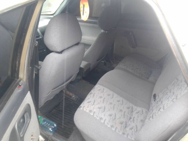 Бежевый ВАЗ 2112, объемом двигателя 1.6 л и пробегом 200 тыс. км за 1300 $, фото 3 на Automoto.ua