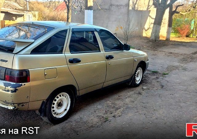 Бежевый ВАЗ 2112, объемом двигателя 1.6 л и пробегом 400 тыс. км за 1700 $, фото 5 на Automoto.ua