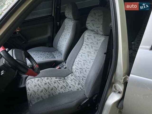 Бежевий ВАЗ 2112, об'ємом двигуна 1.6 л та пробігом 140 тис. км за 1700 $, фото 11 на Automoto.ua