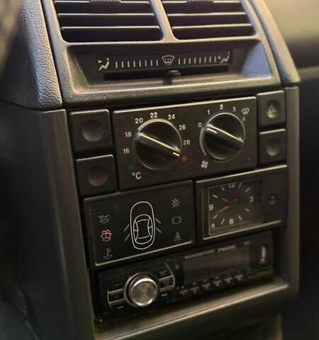 Бежевый ВАЗ 2112, объемом двигателя 1.6 л и пробегом 340 тыс. км за 1600 $, фото 6 на Automoto.ua