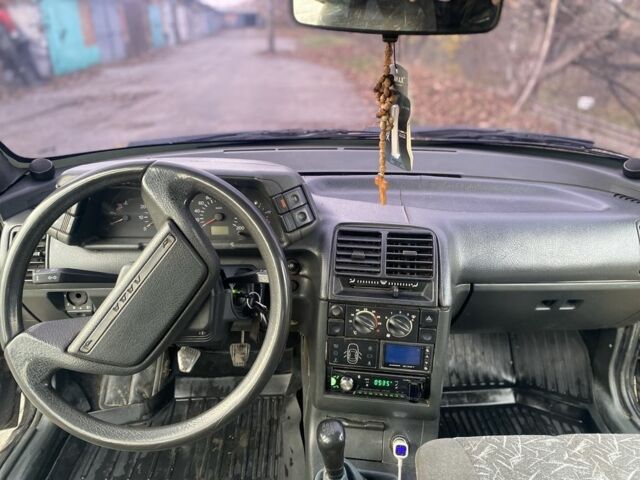 Черный ВАЗ 2112, объемом двигателя 1.6 л и пробегом 294 тыс. км за 1800 $, фото 6 на Automoto.ua