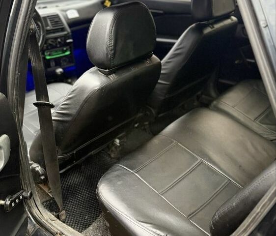 Чорний ВАЗ 2112, об'ємом двигуна 1.6 л та пробігом 210 тис. км за 1550 $, фото 6 на Automoto.ua