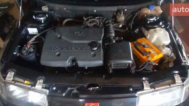 Чорний ВАЗ 2112, об'ємом двигуна 1.6 л та пробігом 180 тис. км за 2200 $, фото 2 на Automoto.ua