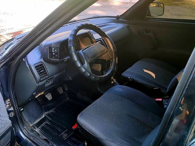 ВАЗ 2112 2005 у Кривому Розі на Automoto.ua Чорний ВАЗ 2112, об'ємом двигуна 1.6 л та пробігом 0 тис. км за 1800 $, фото 3 на Automoto.ua