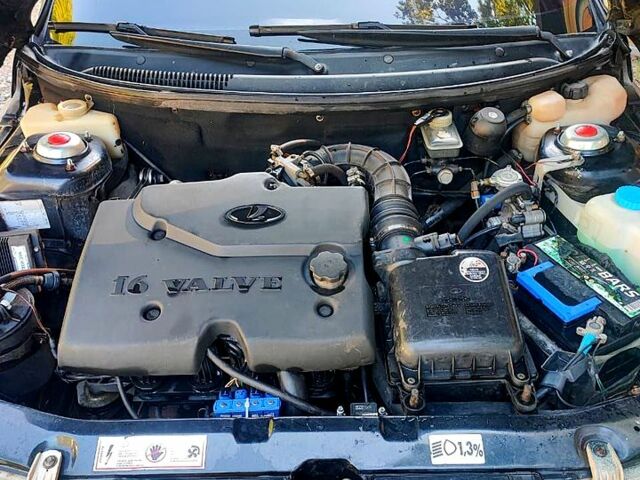 ВАЗ 2112 2005 у Кривому Розі на Automoto.ua Чорний ВАЗ 2112, об'ємом двигуна 1.6 л та пробігом 0 тис. км за 1800 $, фото 6 на Automoto.ua