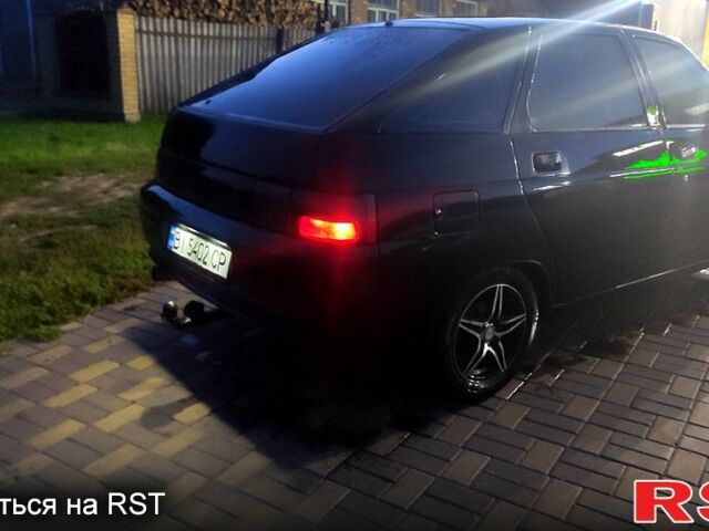 Чорний ВАЗ 2112, об'ємом двигуна 1.6 л та пробігом 200 тис. км за 1330 $, фото 1 на Automoto.ua