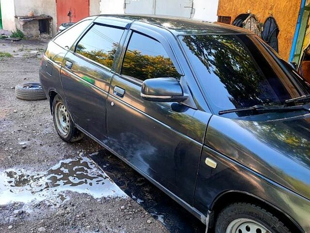 ВАЗ 2112 2005 у Кривому Розі на Automoto.ua Чорний ВАЗ 2112, об'ємом двигуна 1.6 л та пробігом 0 тис. км за 1800 $, фото 1 на Automoto.ua