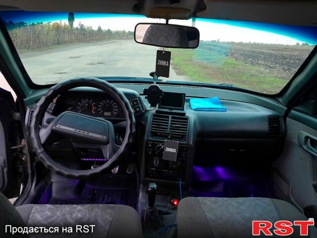 Черный ВАЗ 2112, объемом двигателя 1.6 л и пробегом 255 тыс. км за 1900 $, фото 10 на Automoto.ua