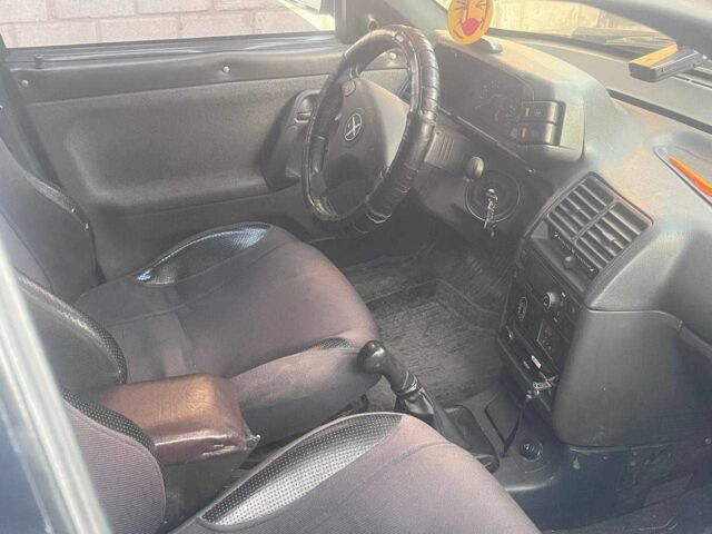 Черный ВАЗ 2112, объемом двигателя 1.6 л и пробегом 1 тыс. км за 2227 $, фото 3 на Automoto.ua