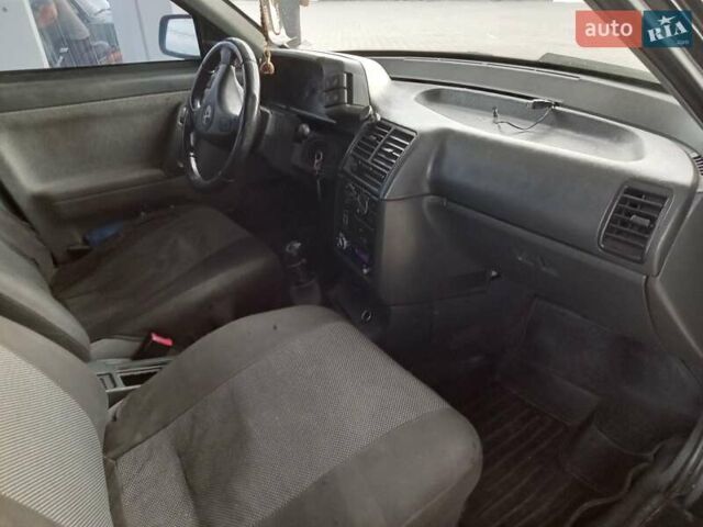 ВАЗ 2112 2006 в Виннице на Automoto.ua Черный ВАЗ 2112, объемом двигателя 1.6 л и пробегом 150 тыс. км за 2100 $, фото 1 на Automoto.ua