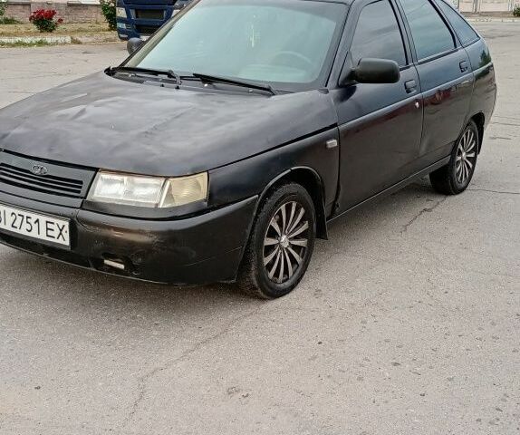 Чорний ВАЗ 2112, об'ємом двигуна 1.6 л та пробігом 250 тис. км за 842 $, фото 4 на Automoto.ua