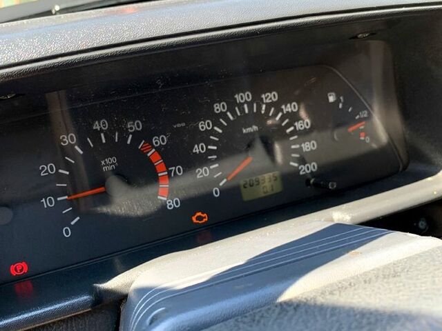 Чорний ВАЗ 2112, об'ємом двигуна 1.6 л та пробігом 209 тис. км за 2150 $, фото 7 на Automoto.ua