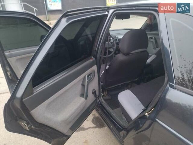 Черный ВАЗ 2112, объемом двигателя 1.6 л и пробегом 104 тыс. км за 2400 $, фото 4 на Automoto.ua
