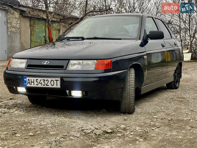 Чорний ВАЗ 2112, об'ємом двигуна 1.6 л та пробігом 250 тис. км за 1999 $, фото 1 на Automoto.ua