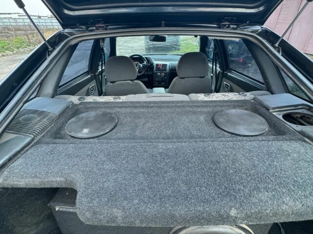 Черный ВАЗ 2112, объемом двигателя 1.6 л и пробегом 100 тыс. км за 1300 $, фото 12 на Automoto.ua