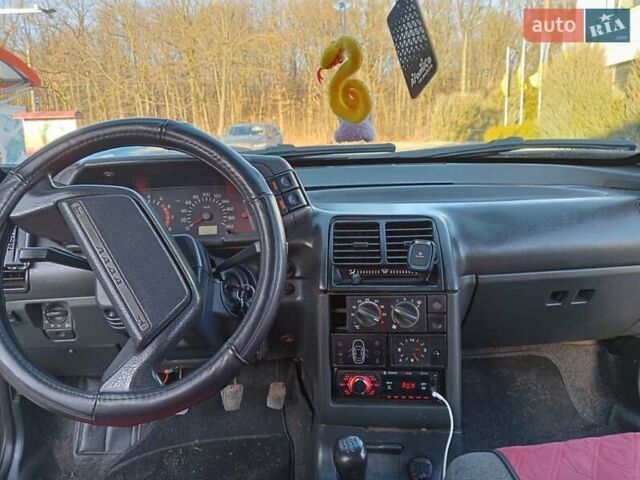 Черный ВАЗ 2112, объемом двигателя 1.6 л и пробегом 240 тыс. км за 3000 $, фото 2 на Automoto.ua