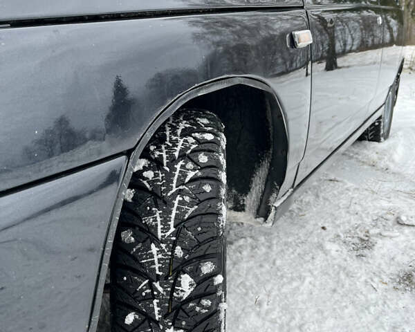 Черный ВАЗ 2112, объемом двигателя 1.6 л и пробегом 233 тыс. км за 2400 $, фото 5 на Automoto.ua