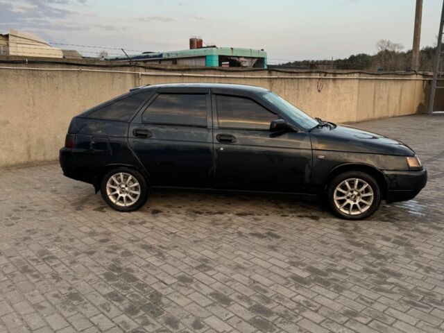 Черный ВАЗ 2112, объемом двигателя 1.6 л и пробегом 100 тыс. км за 1300 $, фото 6 на Automoto.ua