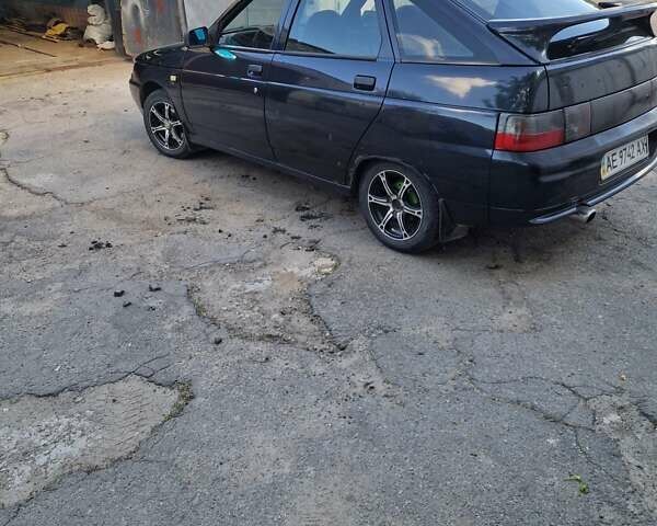 Черный ВАЗ 2112, объемом двигателя 0 л и пробегом 300 тыс. км за 1800 $, фото 3 на Automoto.ua
